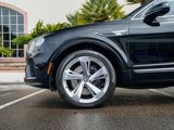 Used 2023 Bentley Bentayga Plug-In Hybrid image 6