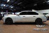 Used 2023 BMW 740i w/ Parking Assistance Package image 4