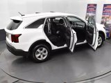 Used 2023 Kia Sorento LX image 6