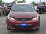 Used 2020 Chrysler Pacifica Touring-L w/ S Appearance Package image 3