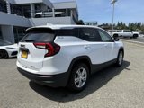 Used 2024 GMC Terrain SLE image 6