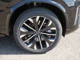 New 2025 Volvo XC90 T8 Plus w/ Protection Package Premier image 4