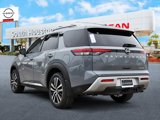 New 2025 Nissan Pathfinder Platinum image 3