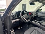 Used 2024 Volkswagen Atlas Peak Edition SE image 5