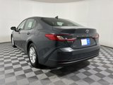 Used 2025 Toyota Camry LE image 5