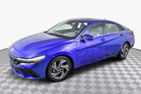 Used 2025 Hyundai Elantra SEL image 4