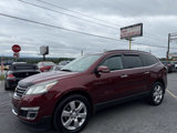 Used 2017 Chevrolet Traverse LT w/ Style and Technology Package image 2