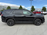 Used 2025 Honda Pilot TrailSport image 2