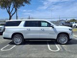 New 2025 Chevrolet Suburban Premier image 3