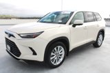 Certified 2024 Toyota Grand Highlander Platinum image 6