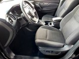 Used 2020 Nissan Rogue SV w/ Premium Package image 3