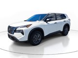 New 2026 Nissan Rogue S image 4