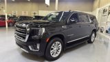 Used 2021 GMC Yukon XL SLT w/ SLT Premium Package image 4