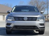 Used 2020 Volkswagen Tiguan SE image 2
