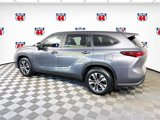 Certified 2023 Toyota Highlander XLE image 6