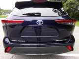Used 2023 Toyota Highlander Limited image 4