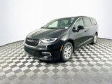 New 2025 Chrysler Pacifica Select image 4