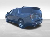 Used 2025 Chevrolet Suburban Premier image 3
