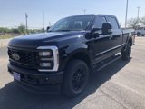 New 2025 Ford F250 4x4 Crew Cab Super Duty image 2