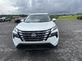 Used 2024 Nissan Rogue SV image 2
