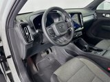 Used 2025 Volvo XC40 B5 Core image 4