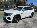 Used 2024 Volkswagen Atlas SEL Premium R-Line image 2