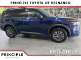 Used 2025 Nissan Pathfinder SV image 4