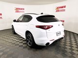 Used 2022 Alfa Romeo Stelvio Veloce image 2