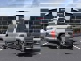New 2025 GMC Sierra 1500 SLT image 3
