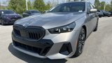 New 2025 BMW 550e xDrive w/ Premium Package image 5