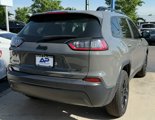Used 2023 Jeep Cherokee Altitude Lux image 2