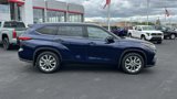 Certified 2022 Toyota Highlander Limited image 2