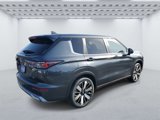 New 2025 Mitsubishi Outlander SE image 4