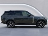 New 2025 Land Rover Range Rover SE image 3