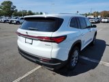 New 2025 Buick Enclave Preferred image 3