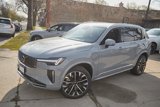 New 2025 Volvo XC90 T8 Plus image 3