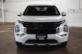 New 2025 Mitsubishi Outlander SE image 4
