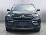 Used 2021 Ford Explorer XLT w/ Equipment Group 202A image 2