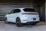 Certified 2024 Porsche Cayenne image 3