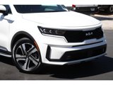 Used 2023 Kia Sorento SX Prestige image 2