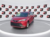 Used 2024 Toyota Sienna LE image 3