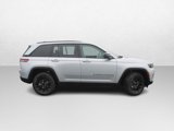 New 2025 Jeep Grand Cherokee Altitude image 2