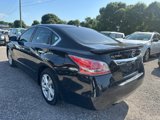 Used 2015 Nissan Altima 2.5 SV w/ Convenience Package image 4