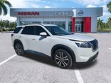 New 2025 Nissan Pathfinder Platinum image 3