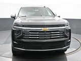 New 2025 Chevrolet Suburban Premier image 5