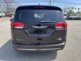 Used 2017 Chrysler Pacifica Limited w/ Advanced Safetytec Group image 3