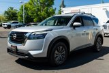 New 2025 Nissan Pathfinder SV image 3