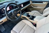 Used 2024 Porsche Cayenne Coupe image 4