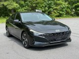 Used 2023 Hyundai Elantra SEL w/ Convenience Package image 3
