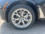 New 2026 BMW X7 xDrive40i w/ Premium Package image 3